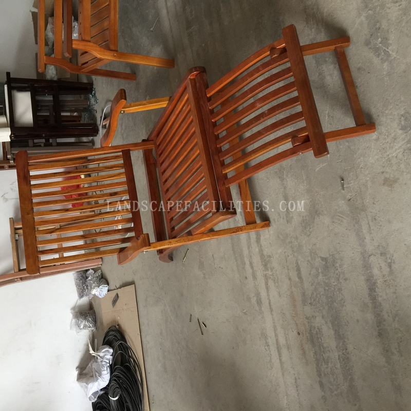 What are the latest finishes for outdoor wooden furniture?(pic1)