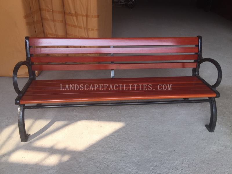 How do Outdoor Park benches handle placement in snowy regions?(pic1)
